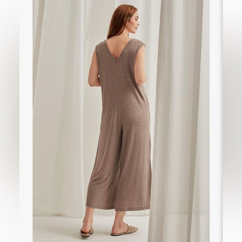 Nothing Fits But Jumpsuit - Picture 3 of 8